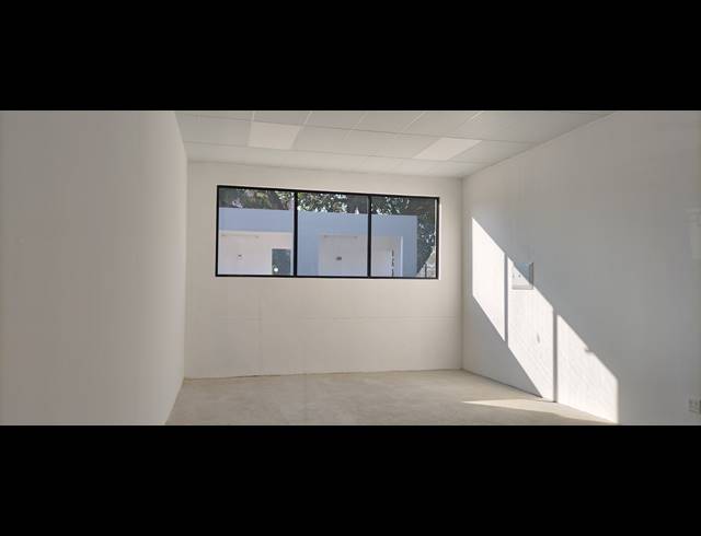 45M² BUSINESS CENTRE TO LET IN NELSPRUIT CENTRAL